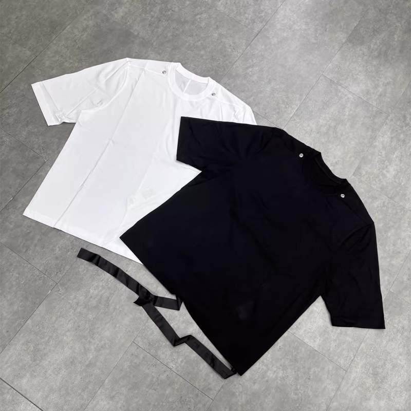 Longline Tee Oversized - Camiseta Oversize Estilo RO com Fivela